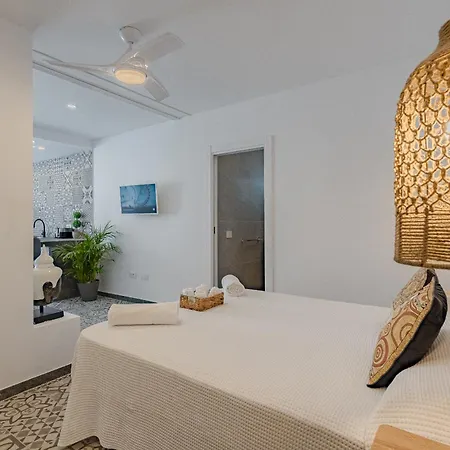 Margot Holiday Suite Callao Salvaje Exterior photo